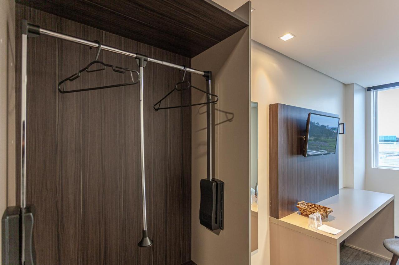 Travel Axten Hotel