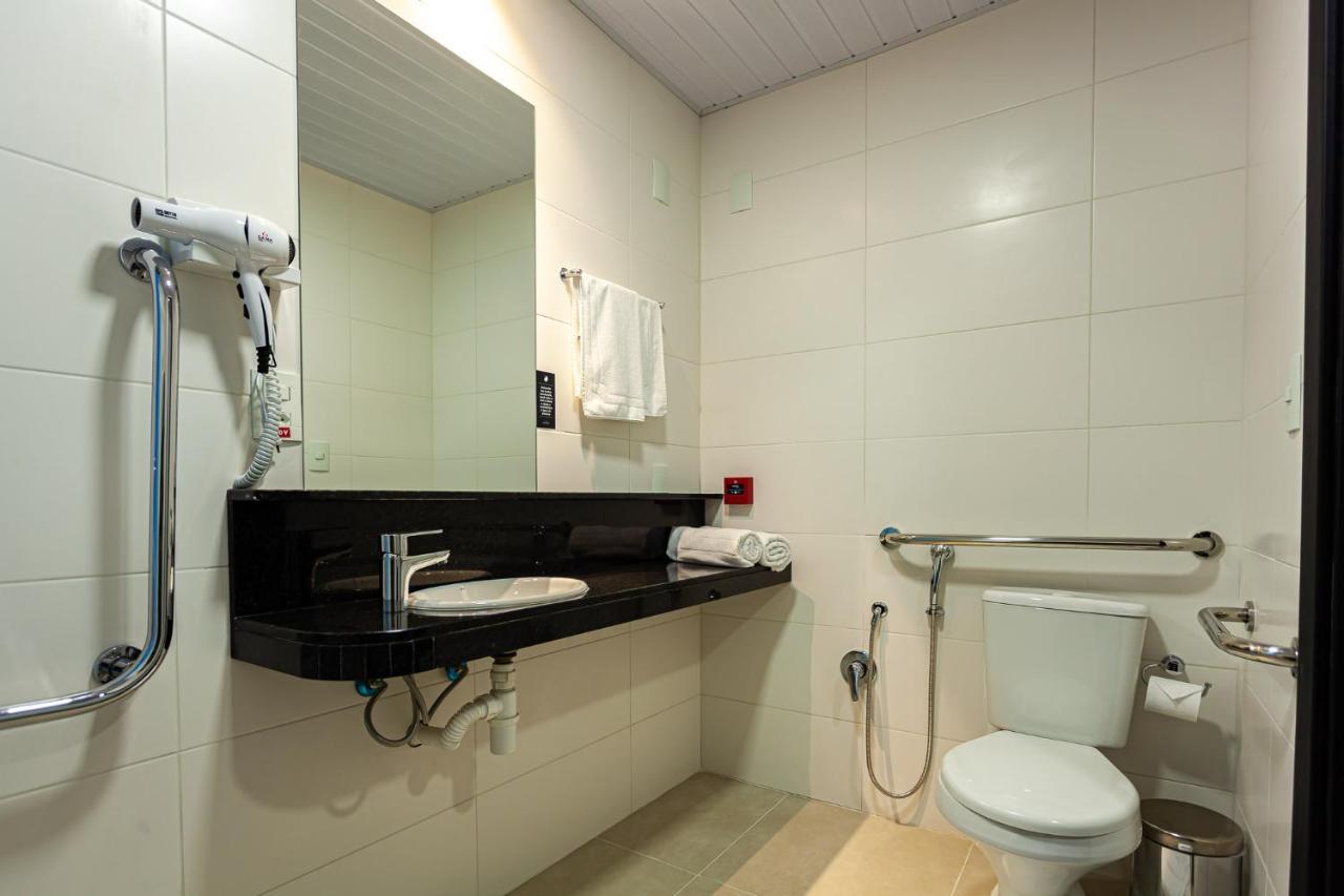 Travel Hotel